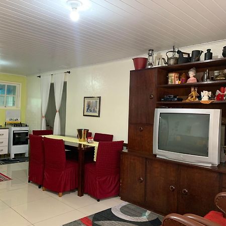 Orange House كانيلا المظهر الخارجي الصورة
